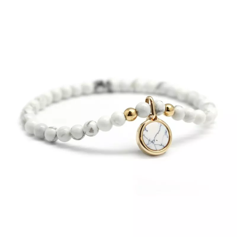 Bracelet pierre howlite personnalisé plaqué or